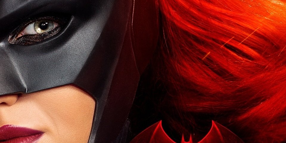 Noticia Primer Tráiler Oficial De Batwoman Tomos Y Grapas 5843